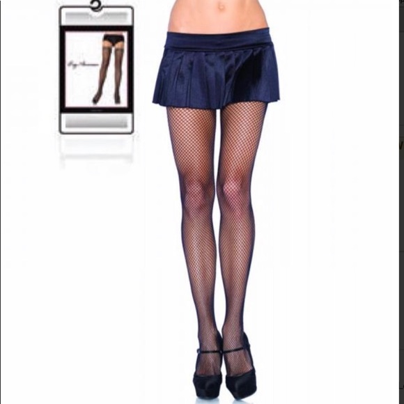 Black sexy Fishnet nylon pantyhose NWT - Picture 3 of 3